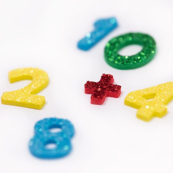 Moosgummi Glitter-Buchstaben & Zahlen, 1,5 cm, 500 Stück