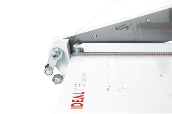 Hebelschneider DIN A4 "Easy Lift", Schnittlänge 35cm, schneidet bis zu 22 Blatt DIN A4 mit 80g/qm