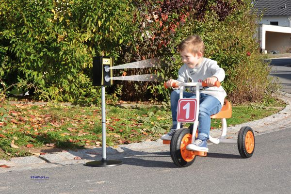 Blitzer - Outdoor Spielen, Höhe 75 cm, ab 3 Jahre