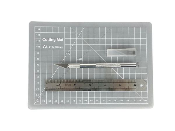 Cutter-Set mit Schneidematte und Metall-Lineal