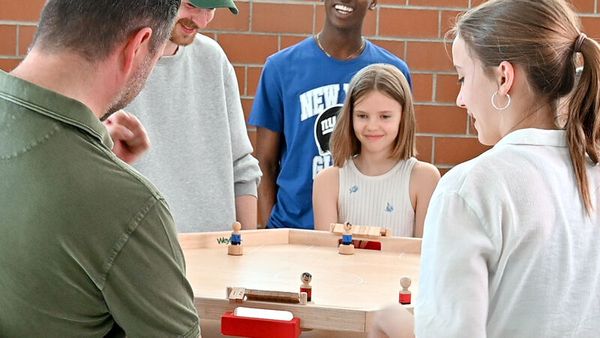 WeyKick Magnetfußball-Arena, 2-6 Spieler, ab 3 Jahre