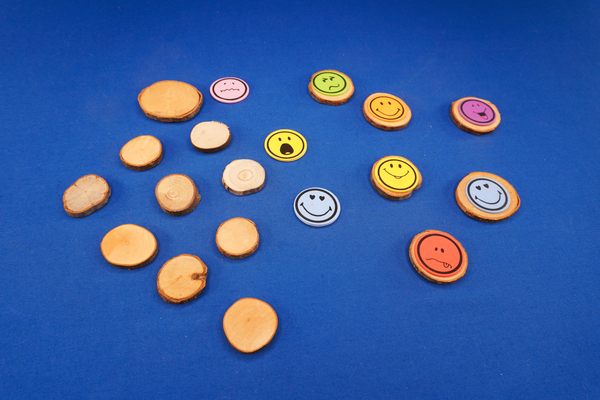 Moosgummi Smiley Sticker, 60 Stück