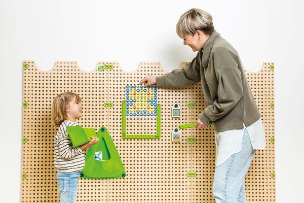 PLUG IT TicTacToe und Steckspiel Set, 178-tlg.