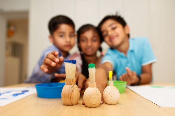 Elviras Kugel-/Therapiepinsel für Kinder und Erwachsene Set mit Holzgriff, 3 Pinsel