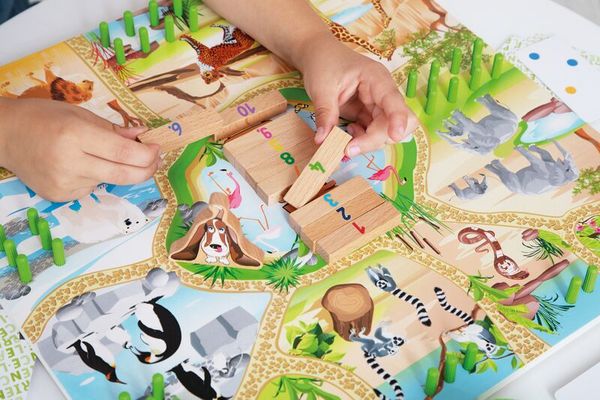 Brettspiel Joe´s Zoo, Zahlen 1-10 & Sprache, 2-4 Personen, ab 4 Jahre