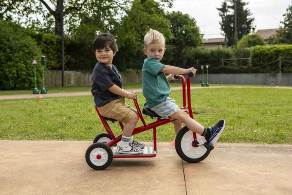 ITALTRIKE Carry (Neue Generation) - Taxi-Dreirad für 2 Kinder, ab 3 Jahre