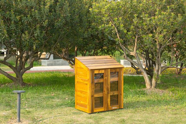 Outdoor-Schrank mit transparenten Türen, LxBxH 81 x 50 x 101 cm