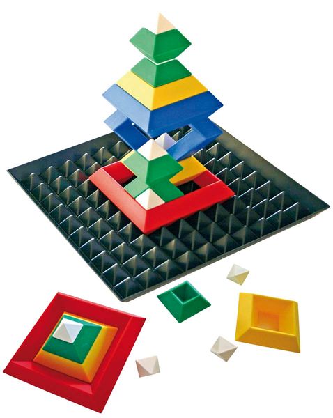 Triangle Puzzle mit Base, 24-tlg. + Base